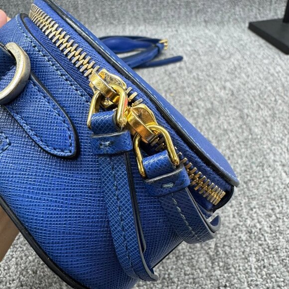 Prada Leather Shoulder Bag 850-092225 - Picture 5 of 16